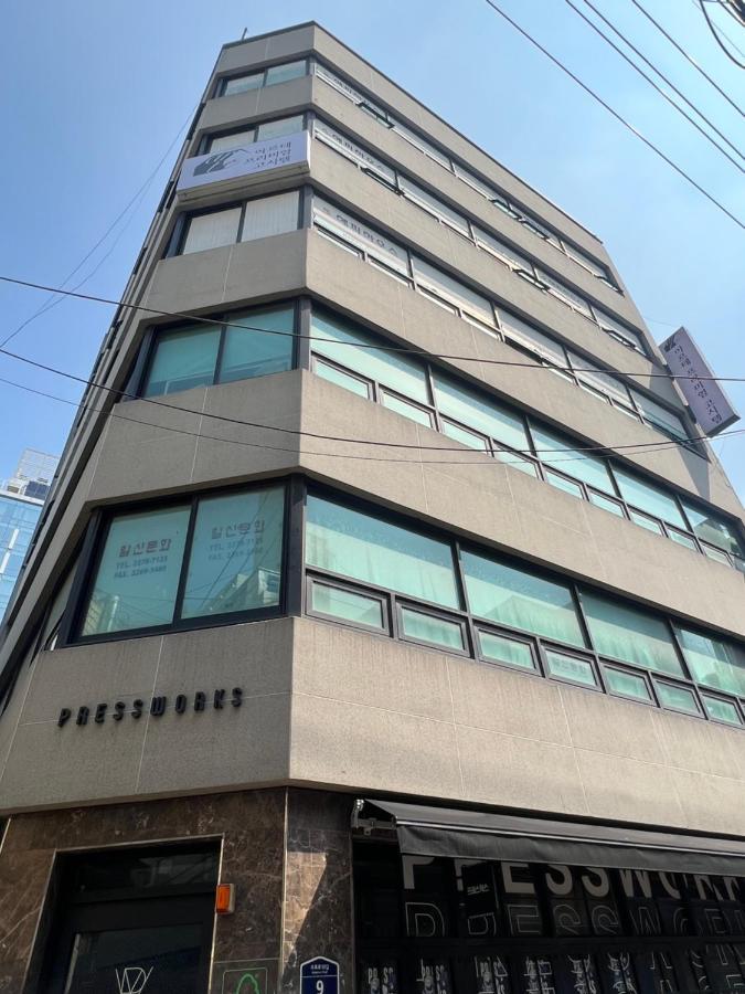 Arte Premium Oneroomtel Myeongdong Séoul Extérieur photo